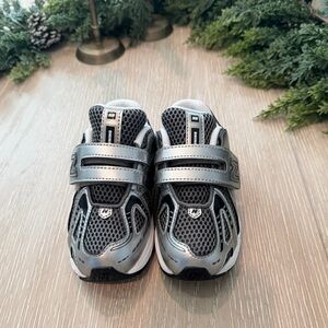 NWOB New Balance 1906 Toddler size 8